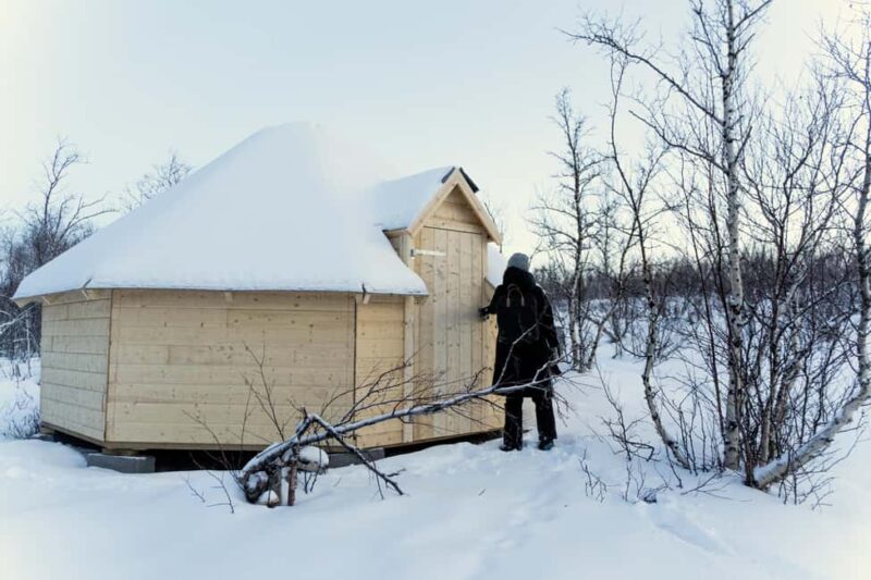 Abisko: Sámi Reindeer Experience with Snacks & Pickup - Comparing This Tour to Other Arctic Experiences