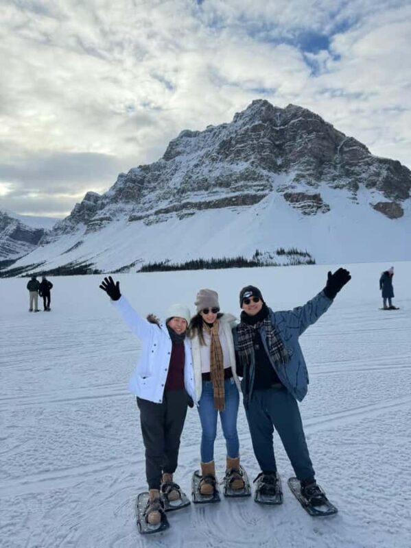 Abraham IceBubble/Sunwapta Falls, Snowshoeing Bow & Peyto - Winter Sightseeing and the Ice Bubbles at Abraham Lake