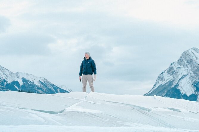 Abraham Lake (Ice bubble lake) Peyto Bow Lake Crowfoot Glacier - Practical Inclusions and Comforts for Cold Weather