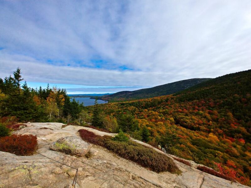 Acadia Full Day Small Group Tour & Hike - Exploring Acadias Iconic Coastal Trail: Ocean Path and Thunder Hole