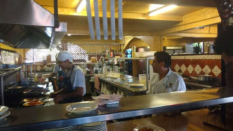 .Acapulco Market Hands On Mex Cooking Class Mezcal & Coffee - Visiting the Vibrant Municipal Market of Acapulco