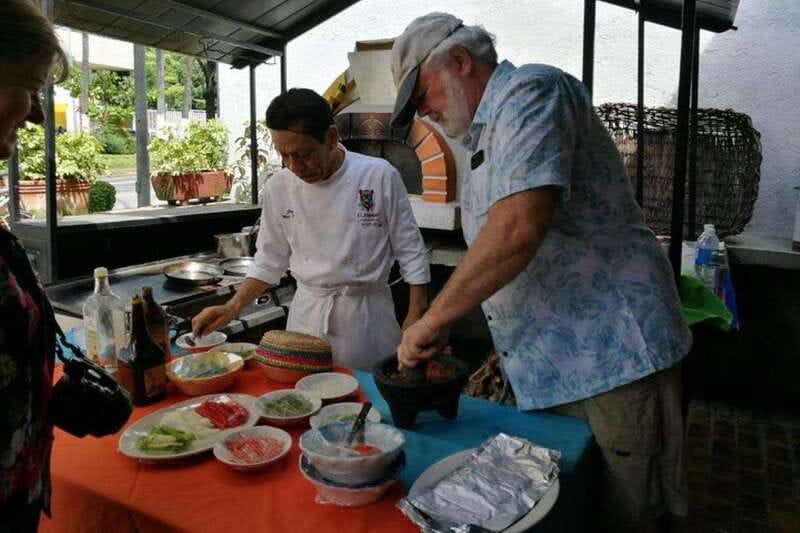 -Acapulco: Mexican Cooking Class and Market Tour Experience - Exploring Acapulco’s Local Market for Ingredients
