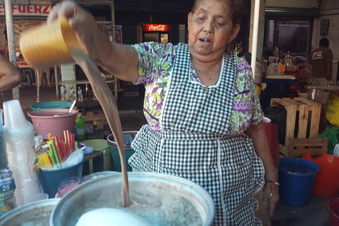 Acapulco Unveiled: Culinary Secrets, Cliff Divers & Market Magic - Watching the Famous Cliff Divers at La Quebrada