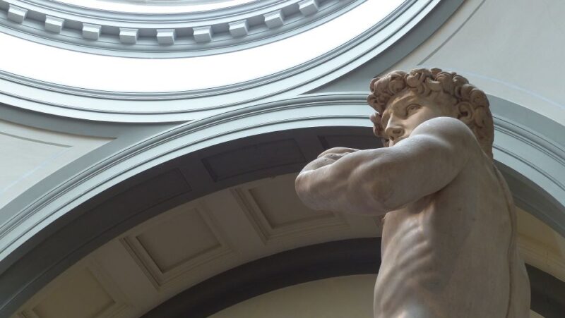 Accademia Gallery guided tour with Skip-the-line access - The Atmosphere of the Gallery: Pacing and Crowd Management