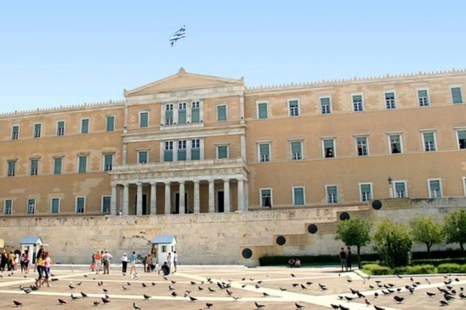 Acropolis Walking Tour with Professional Guide & Transportation - Discover Athens with a 3.5-Hour Acropolis Walking Tour for $53.36