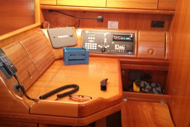 Activities on the Amalfi coast with a sailing boat - How to Join the Amalfi Coast Sailing Experience