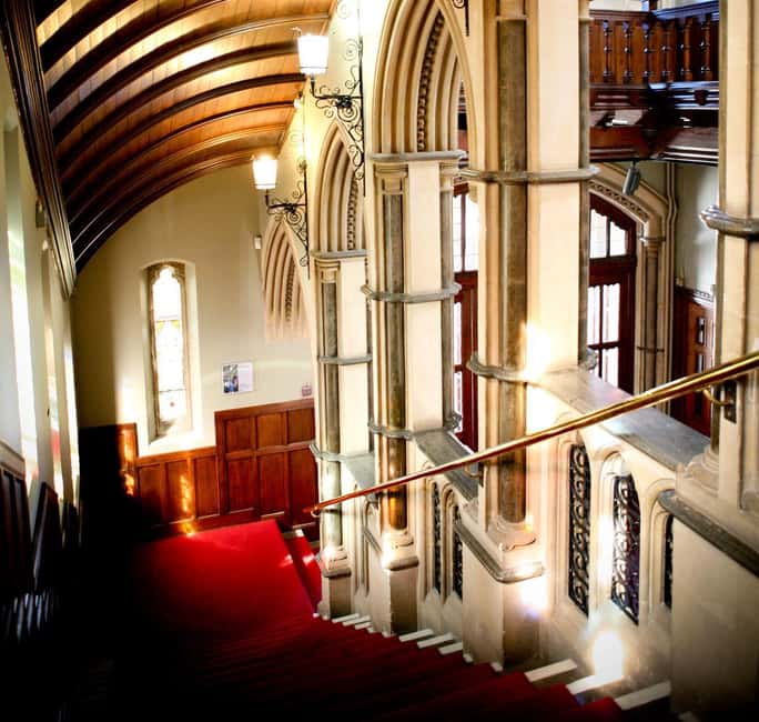 Actor-led New Age Stratford-on-Avon Tour - Explore Stratford-upon-Avon with a Professional Actor as Your Guide