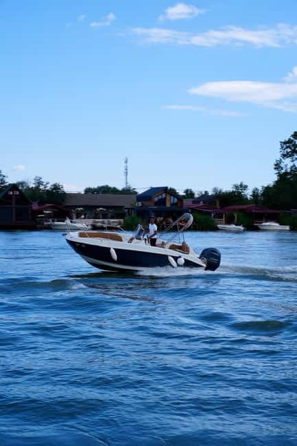 Adabojana-Amazonas (Ulcinj) Boat tours - Scenic Routes and Water-Based Exploration