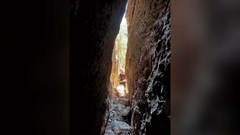 Adarre: Trek to the wild heart of the Supramonte - The Guide’s Role and Tour Atmosphere