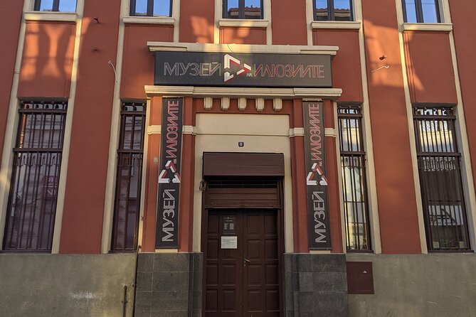 Admission Ticket to Museum of Illusions in Veliko Turnovo - Exploring the Holograms and 3D Art at the Museum