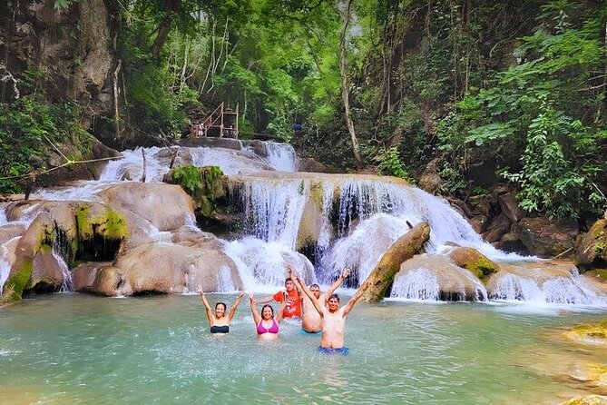 Adventure between Waterfalls and Jungle Private Service - Key Points