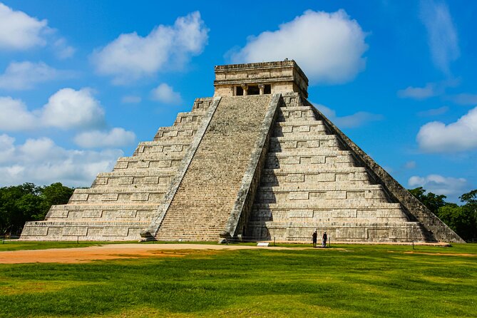 Adventure in Chichen Itza departing at 8 am - Discover the Best of Chichen Itza with a Full-Day Tour from Cancun
