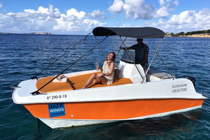 Adventurecat Full day tour - Boat Rental - No license required - Safety and Equipment: What’s Included