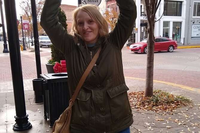 Adventurous Scavenger Hunt in Akron by Zombie Scavengers - Accessibility and Practical Details