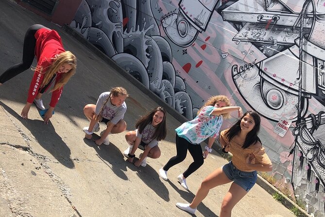 Adventurous Scavenger Hunt in Detroit by 3Quest Challenge - Meeting and Ending at the Same Location