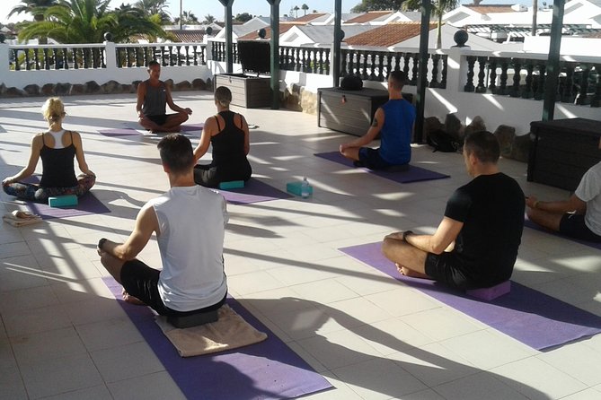 Aerial Yoga Experience in Maspalomas, Spain - Equipment and Comfort: What’s Included