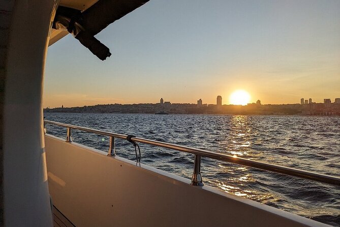 Afternoon Bosphorus Cruise Luxury Yacht with Professional Guide - The Experience on a Luxurious Yacht