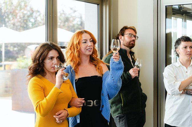 Afternoon Escape Wine Tour - Wine Tasting and Lunch at Luckett Vineyards