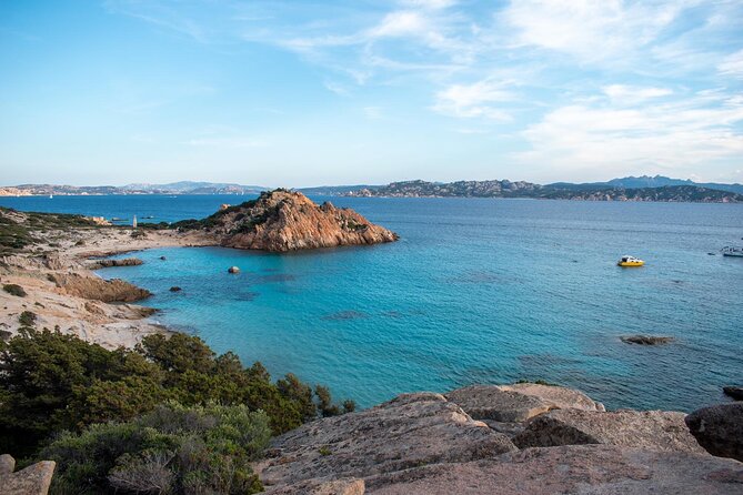 Afternoon excursion (15: 00/19: 00) by rubber boat in the archipelago of La Maddalena. - Detailed Itinerary and Key Stops