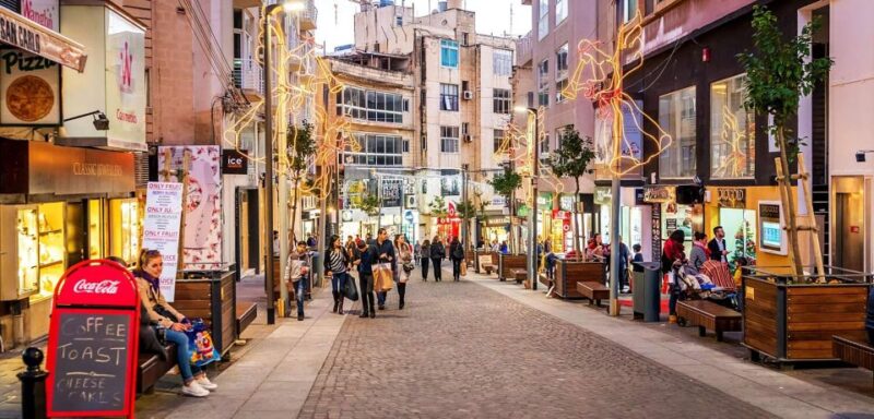 Afternoon Harbours Cruise with Guide and Roundtrip Transfers - Visiting the Creeks and Coastal Highlights