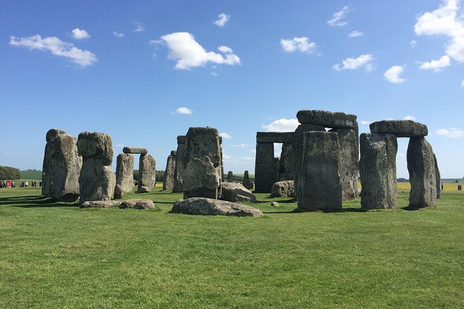 Afternoon Trip London to Stonehenge in a Private Vehicle - Key Points