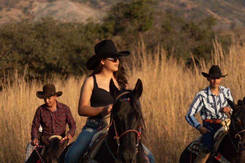 Agaves and Tequila Horseback Ride in El Arenal Jalisco - Experience Authentic Tequila Country on Horseback in Jalisco