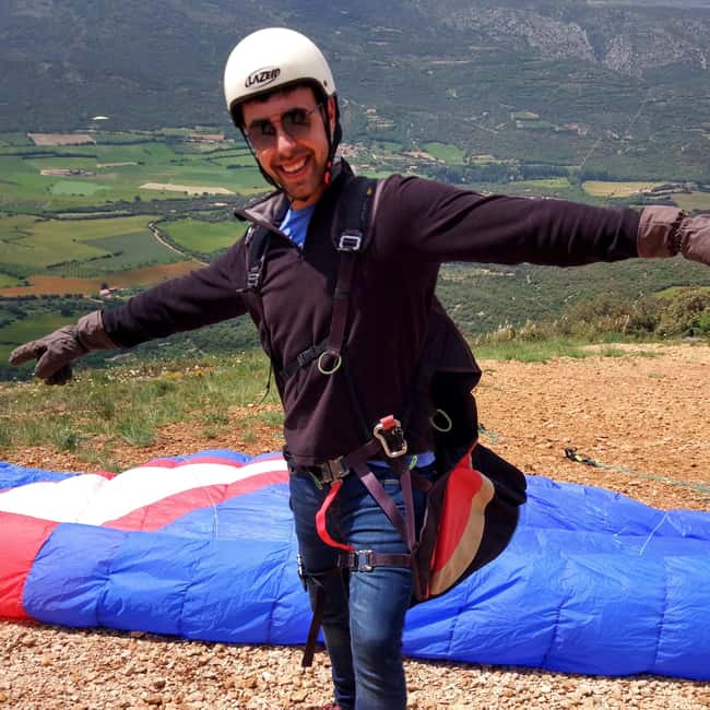 Àger: Two-Seater Paragliding Flight with Instructor - The Safety Measures and Equipment Provided