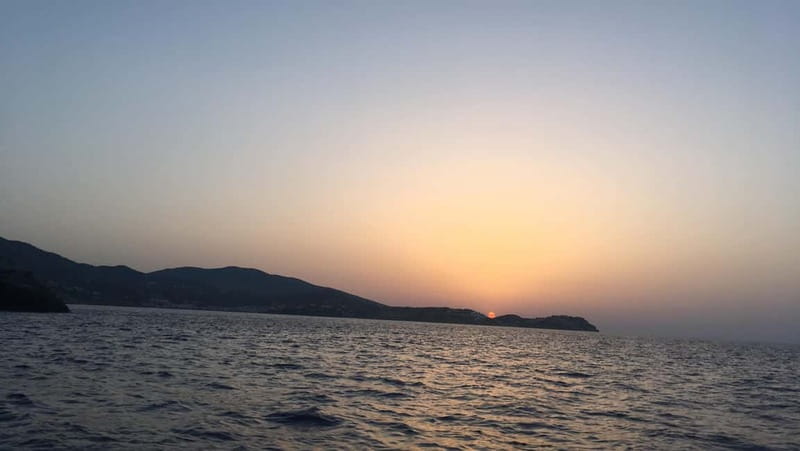 Agia Pelagia: Sunset Motorboat Tour with Soft Drinks - Experience a Stunning Sunset on a Private Motorboat in Agia Pelagia