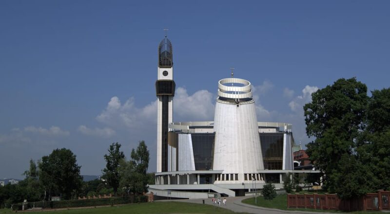 agiewniki-Sanctuary of Divine Mercy and John Paul II - Insights from the Guides: Knowledge and Passion