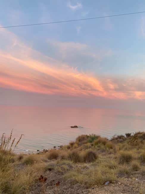 Agrigento: Aperitif dinner, art, and a breathtaking sunsetcome paint with us! - Flexibility and Booking Options