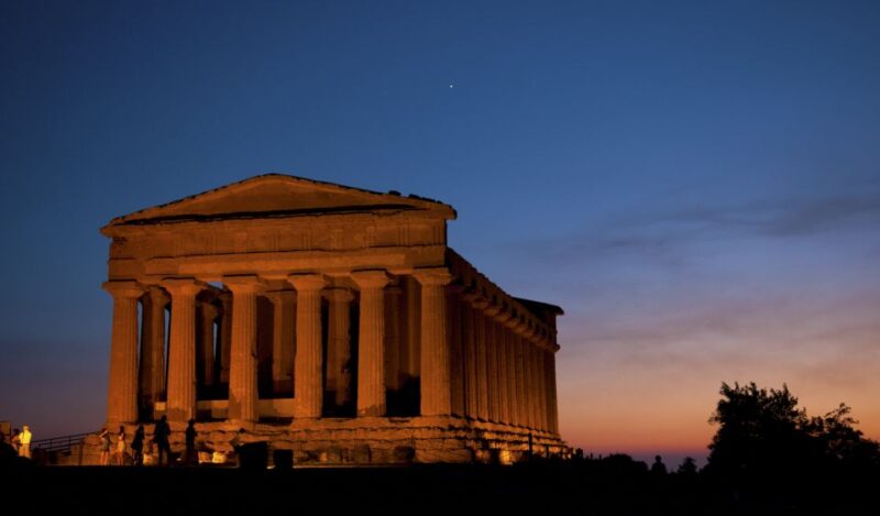 Agrigento: Valley of the Temples Skip-the-Line Sunset Tour - The Sunset Experience and Scenic Views