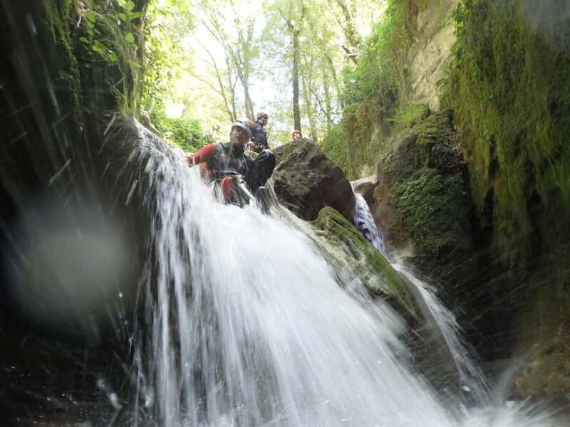 Aiguebelette: Discover canyoning - Flexibility and Booking Information