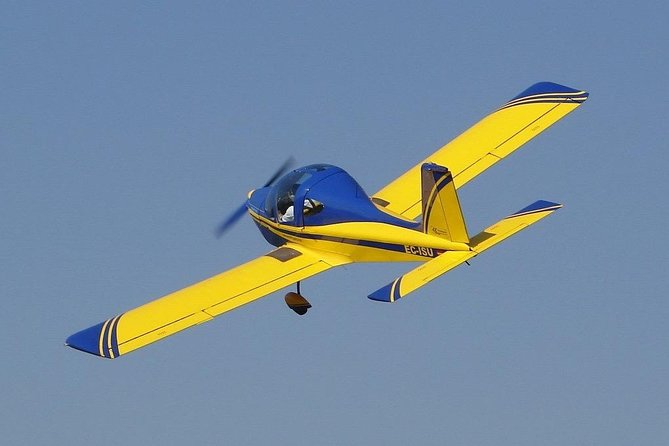 Airplane flight - The Launch Point at Eduardo Castellanos Airport