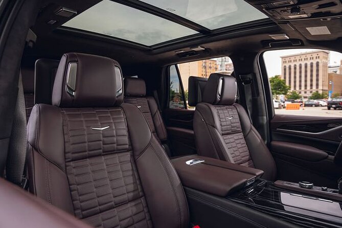 Airport private arrival ride by Limousine, SUV, Sedan or Minibus - Suitability for Different Group Sizes and Travel Styles