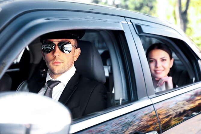 Airport private arrival ride by Limousine, SUV, Sedan or Minibus - Limitations and Considerations