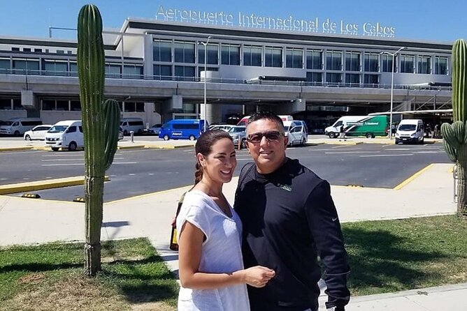 Airport Private CAR Only To Cabo Resorts AREA up To 4 pax One Way - Why this private transfer suits small groups and families