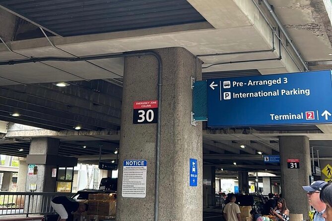 Airport Shuttle - HNL Airport to Waikiki - Price and Duration Make for a Budget-Friendly Transfer