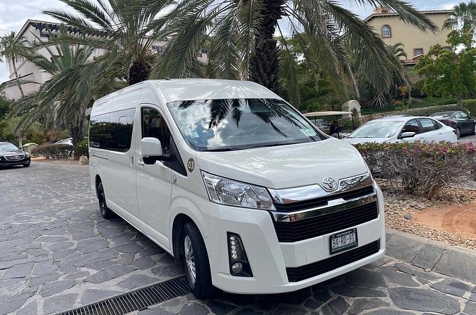 Airport (SJD): Tourist Corridor or Puerto Los Cabos round trip - Easy Booking and Cancellation Policy