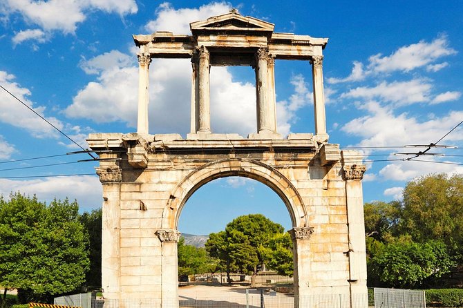 Airport Transfer: Athens Airport ATH to Athens by Business Car - 60 Minutes of Free Waiting Time for a Relaxed Arrival