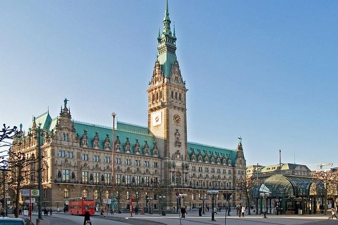 Airport Transfer: Hamburg Airport HAM to Hamburg by Business Car - Key Points