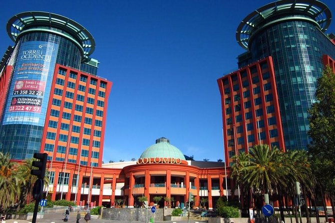 Airport Transfer: Lisbon to Lisbon Airport LIS in Luxury Van - Vehicle Type and Comfort Features