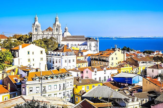 Airport Transfer: Lisbon to Lisbon Airport LIS in Luxury Van - Customer Experience and Review Highlights