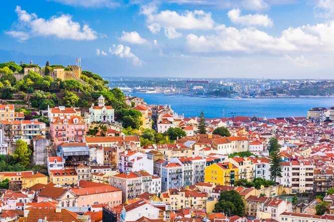 Airport Transfer: Lisbon to Lisbon Airport LIS in Luxury Van - Why Choose This Luxury Airport Transfer?