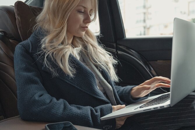 Airport transfer Otopeni to Bucharest - From the Arrivals Terminal to Your Destination in Bucharest