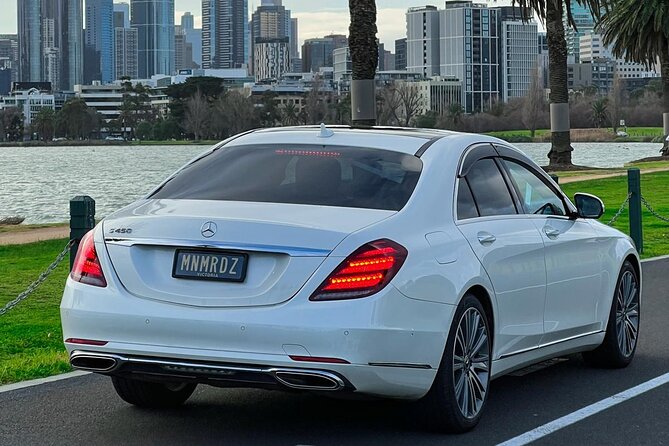 Airport Transfers - Chauffeur Car & Limo Services of Melbourne - Customer Service and Satisfaction