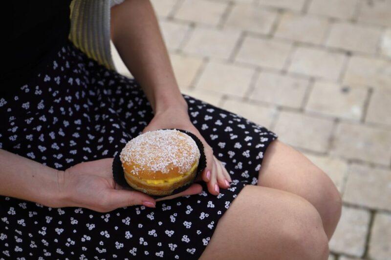 Aix-en-Provence: Food Tour - Cheese and Charcuterie with Refreshing Wine