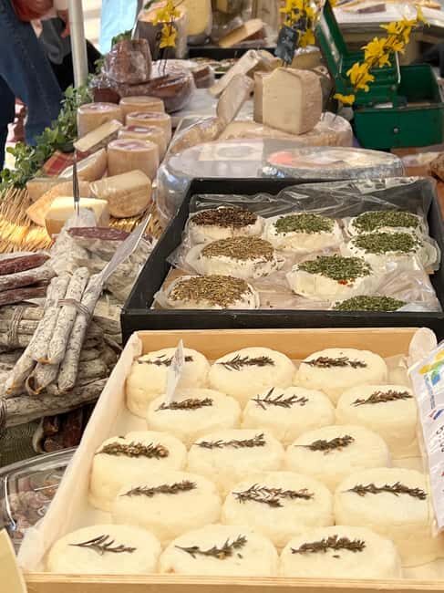 Aix-en-Provence: Gourmet and Cultural walking Tour - Exploring Aix’s Vibrant Food Market in the Morning Tour