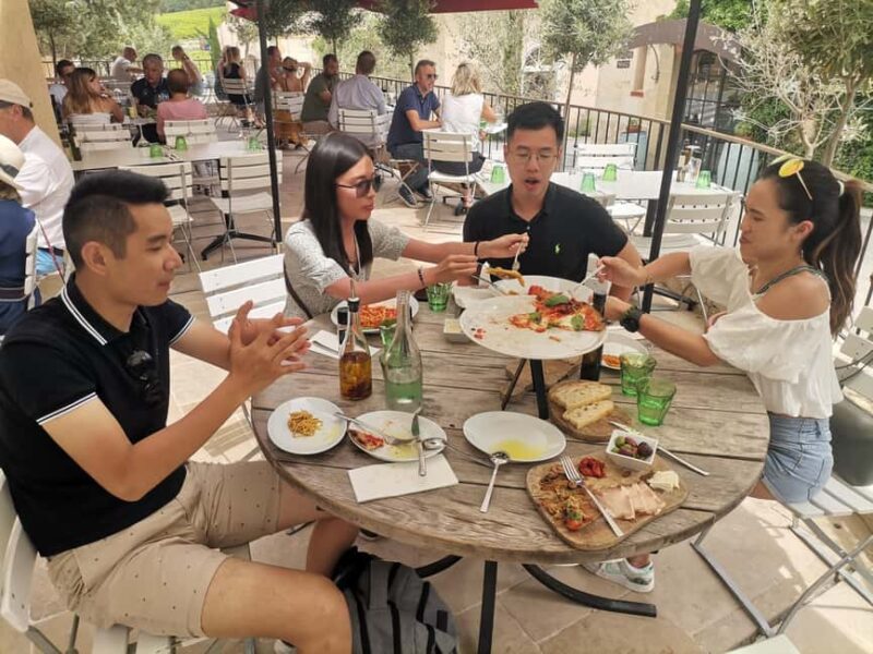 Aix-en-Provence: Medieval Village Art and Vineyards - Accessibility and Practical Details