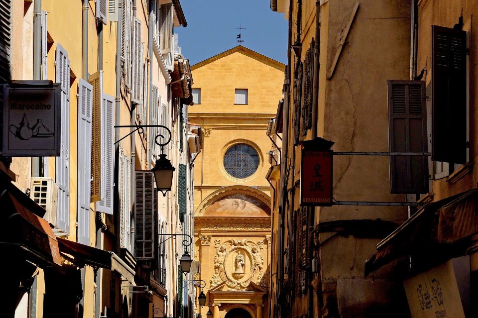 Aix-en-Provence: Private Walking Tour - Accessibility and Physical Requirements