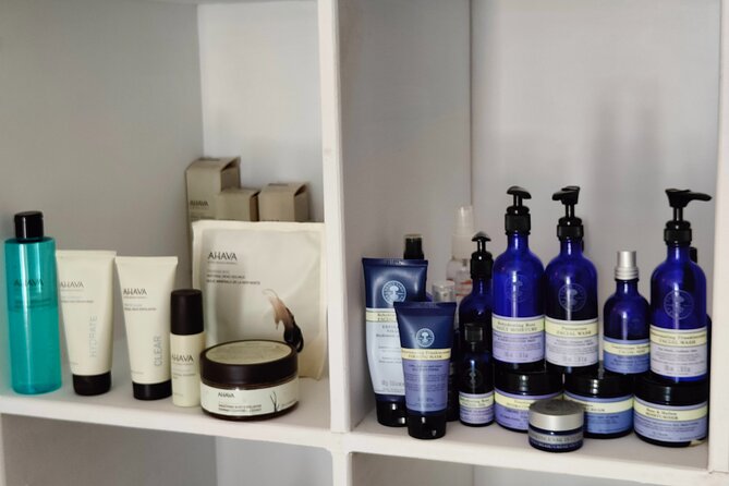 Akrotiri: 2-Hrs Face & Body Ritual, Pool access, wine & fruits - Flexible Treatment Options for Different Moods